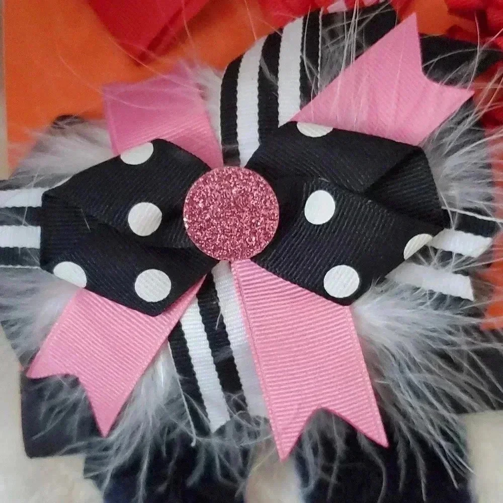 Hair bows - Free When Added To A Bundle.